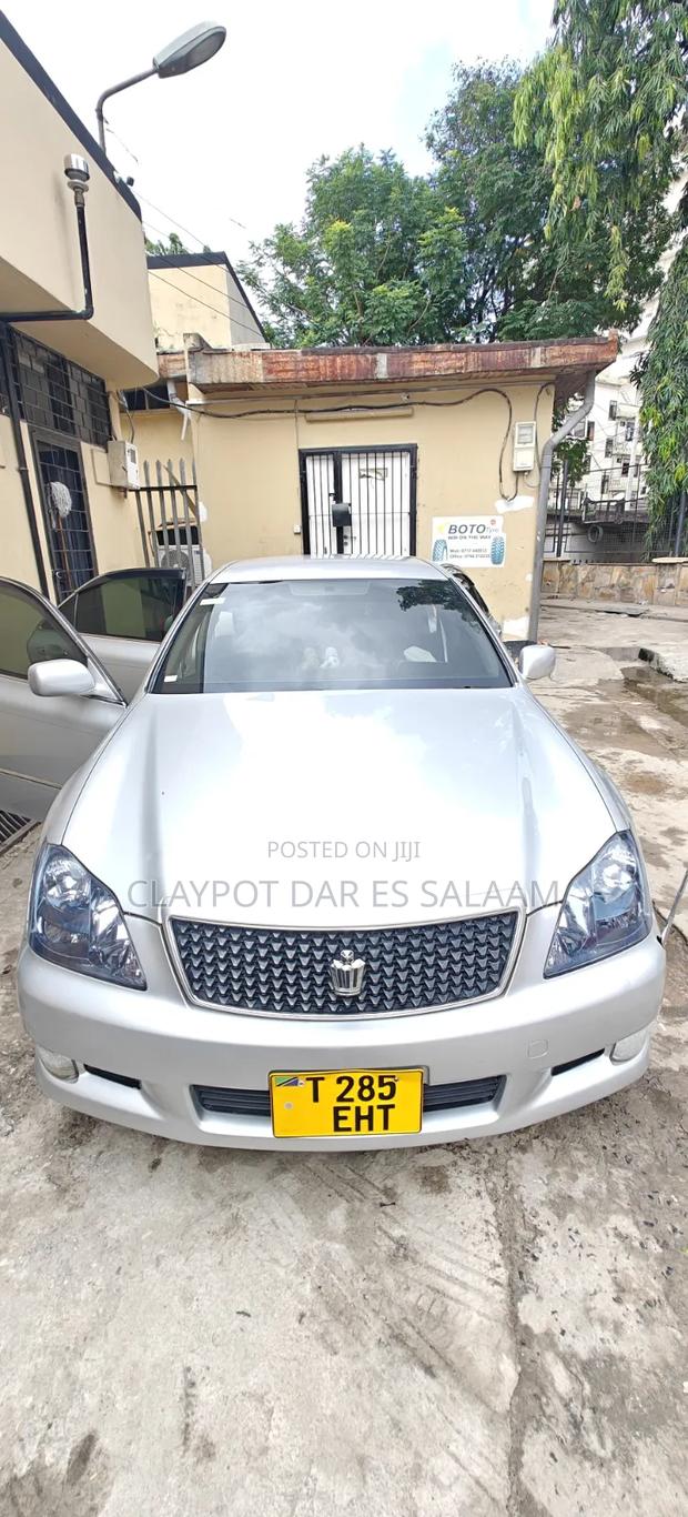 Toyota Crown 2008 Silver