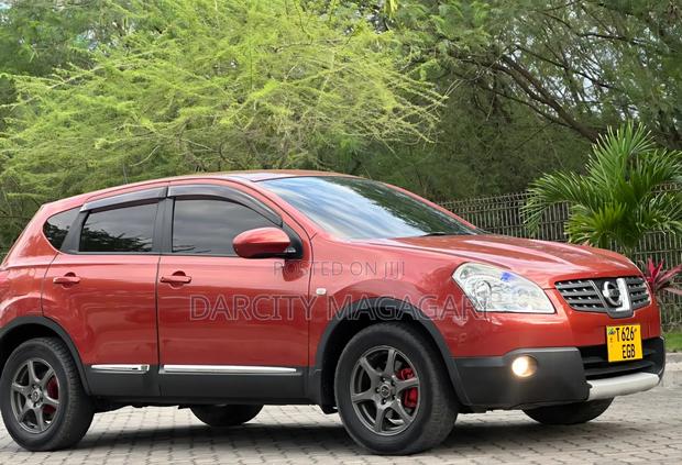 Nissan Dualis 2009 Orange