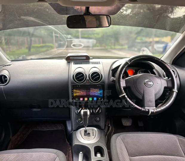 Nissan Dualis 2010 Black