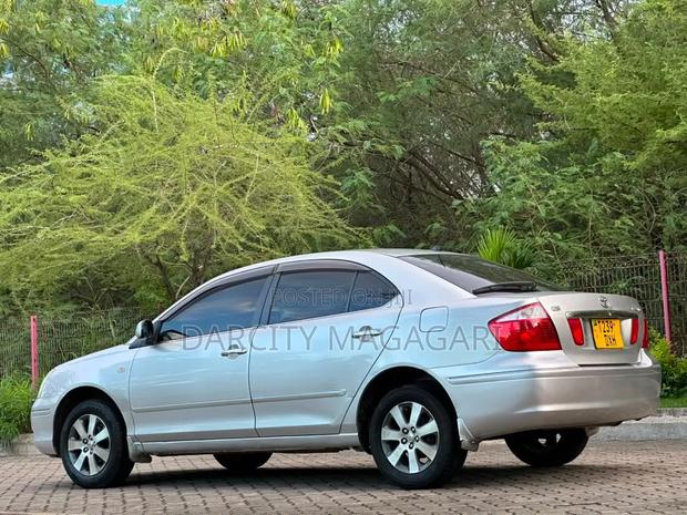 Toyota Premio 2005 Silver