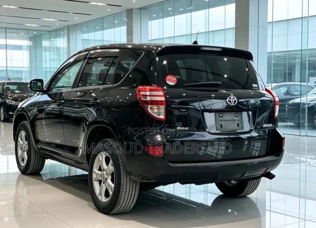 Toyota RAV4 2011 Black