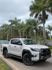Toyota Hilux 2023 White for sale