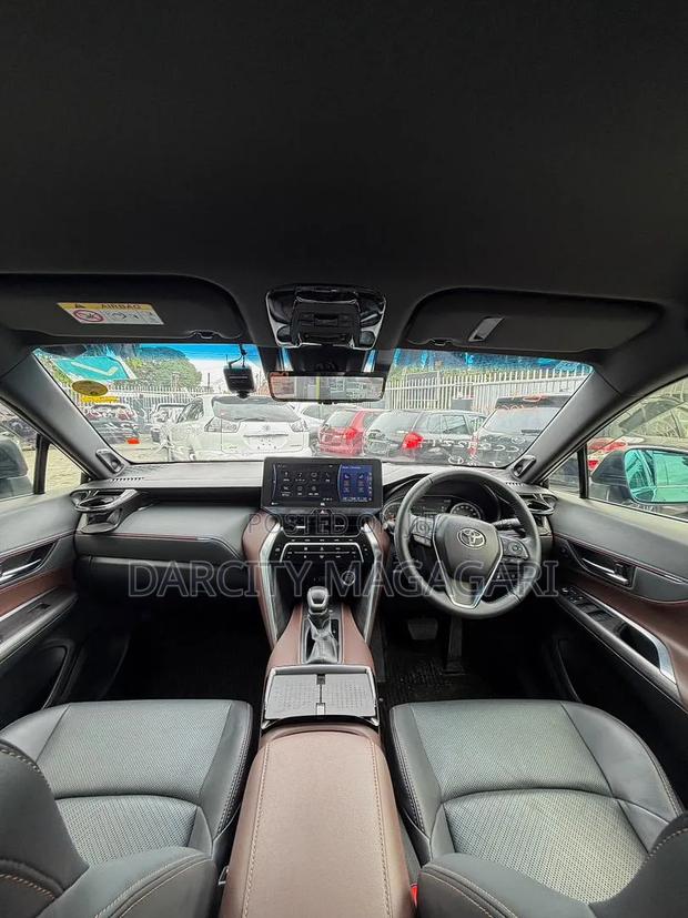 Toyota Harrier 2021 Black