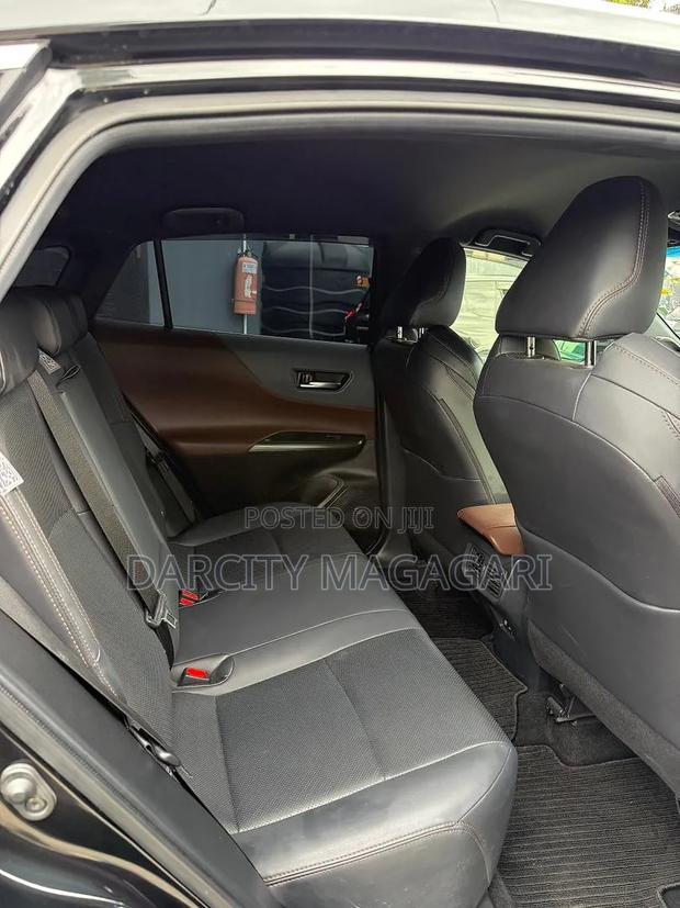 Toyota Harrier 2021 Black