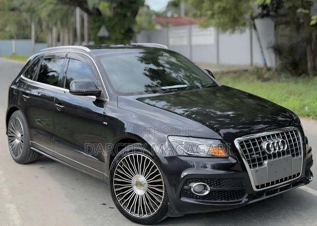 Audi Q5 2012 Black