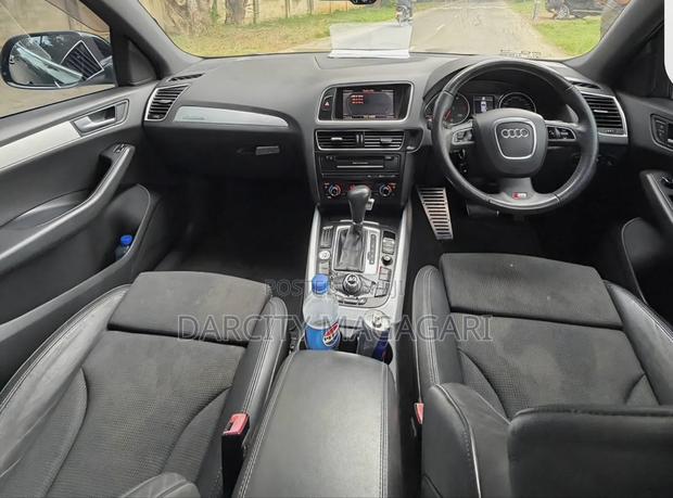 Audi Q5 2012 Black