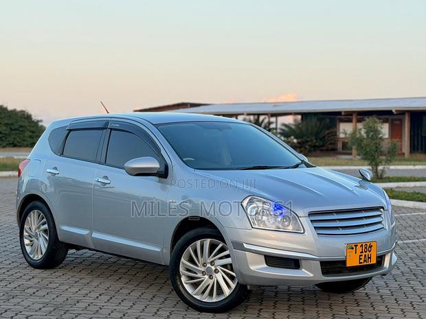 Nissan Dualis 2011 Silver
