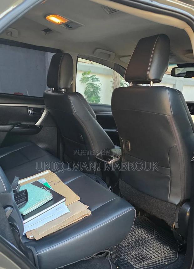 Toyota Fortuner 2021 Beige