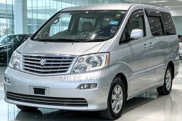 Toyota Alphard 2005 Silver