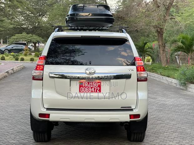 Toyota Land Cruiser Prado 2016 Pearl