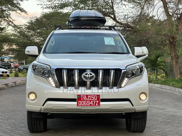 Toyota Land Cruiser Prado 2016 Pearl