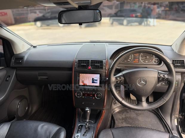 Mercedes-Benz A-Class 2011 Black