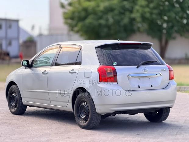 Toyota Allex 2004 Silver