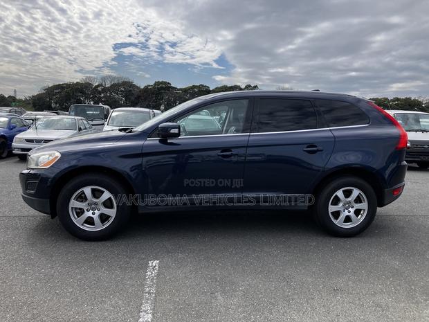 Volvo XC60 2012 Blue