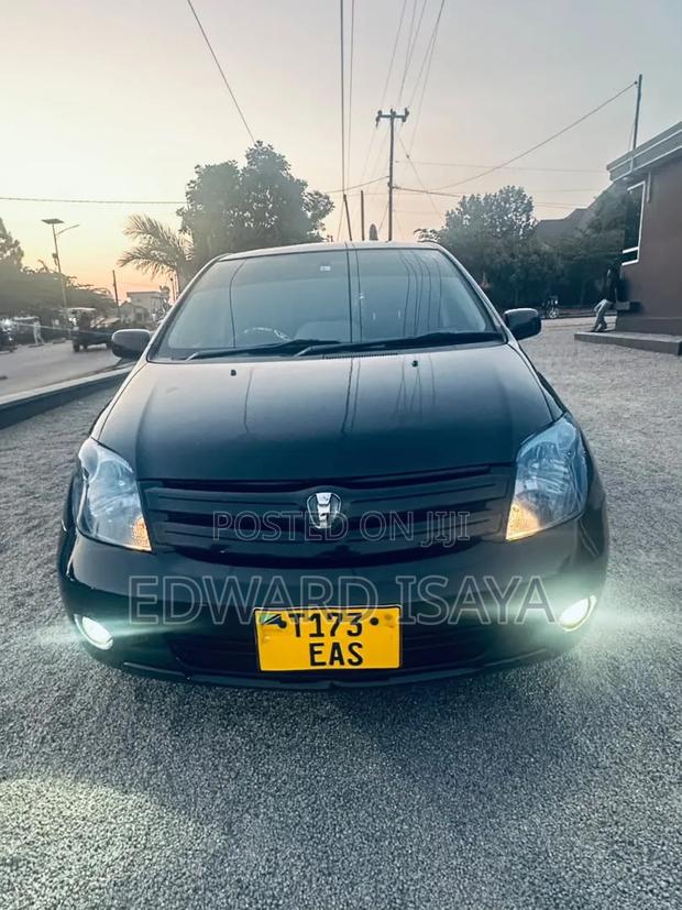 Toyota IST 2004 Black
