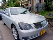 Toyota Crown Royale 2005 Gray for sale