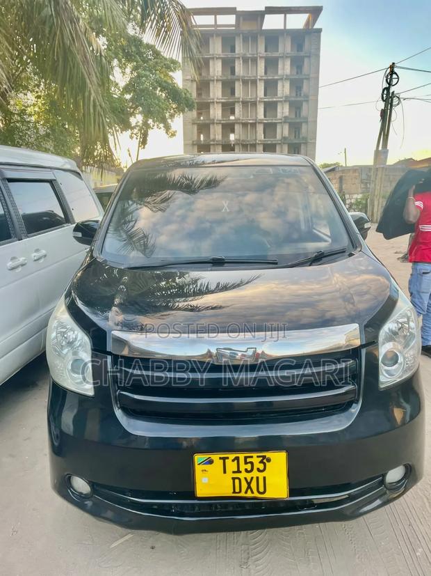 Toyota Noah 2008 Black