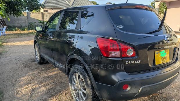 Nissan Dualis 2008 Black