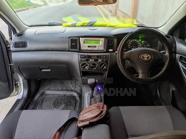 Toyota Allex 2010 Silver