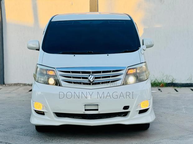 Toyota Alphard 2006 White