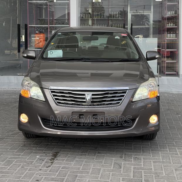 Toyota Premio 2009 Gray