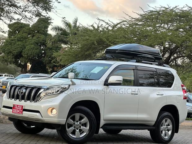 Toyota Land Cruiser Prado 2016 White
