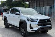 Toyota Hilux 2024 White for sale