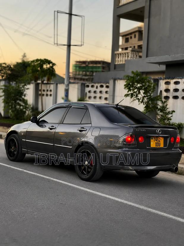 Toyota Altezza 2003 Gray