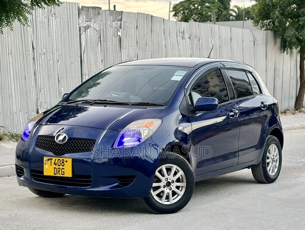Toyota Vitz 1.0 FWD 5dr 2005 Blue