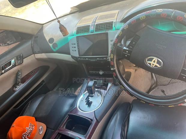 Toyota Mark X 2010 Silver