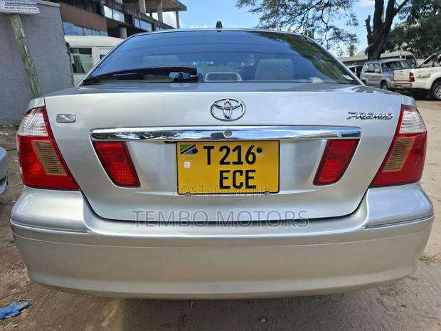 Toyota Premio 2003 Silver