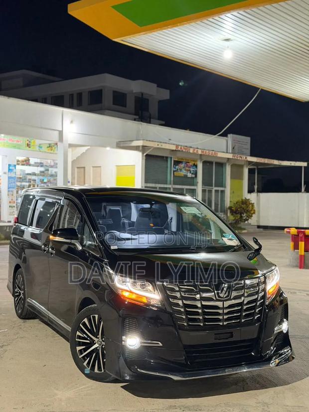 Toyota Alphard 2016 Black