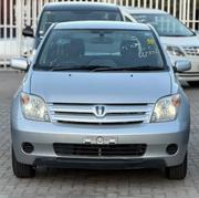 Toyota IST 2004 Silver for sale