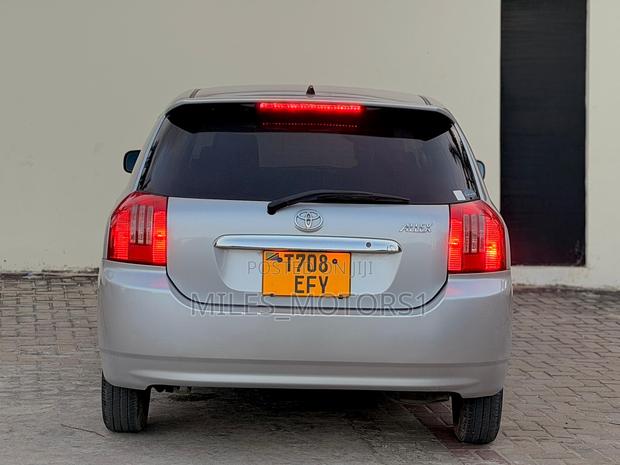 Toyota Allex 2005 Silver