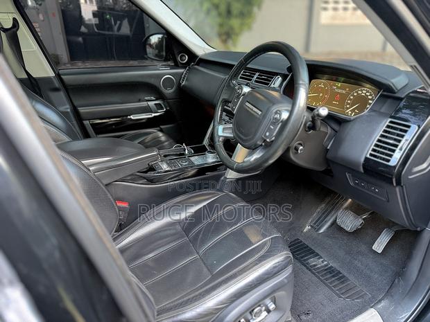 Land Rover Range Rover Vogue 2016 Black