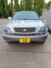 Toyota Harrier 2001 Silver for sale