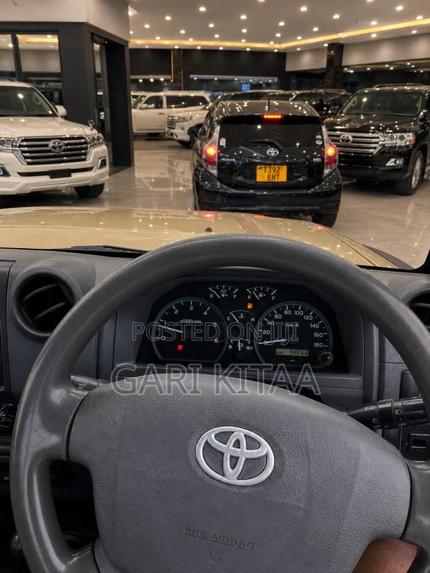 Toyota Land Cruiser 2014 Beige