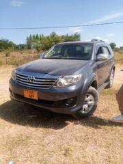 Toyota Fortuner 2005 Gray for sale