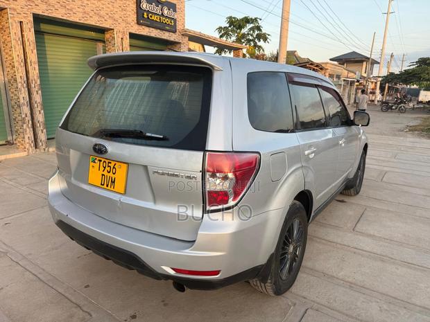 Subaru Forester 2009 Silver