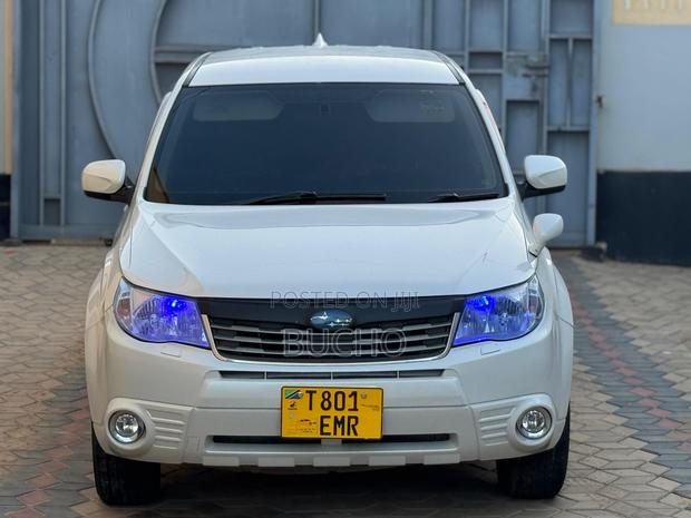 Subaru Forester 2009 White