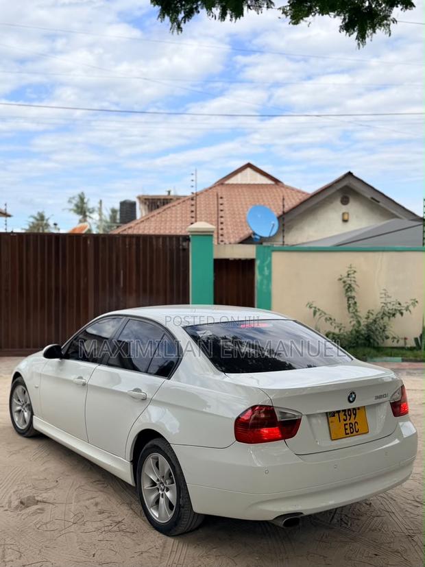 BMW 3 Series 2010 White