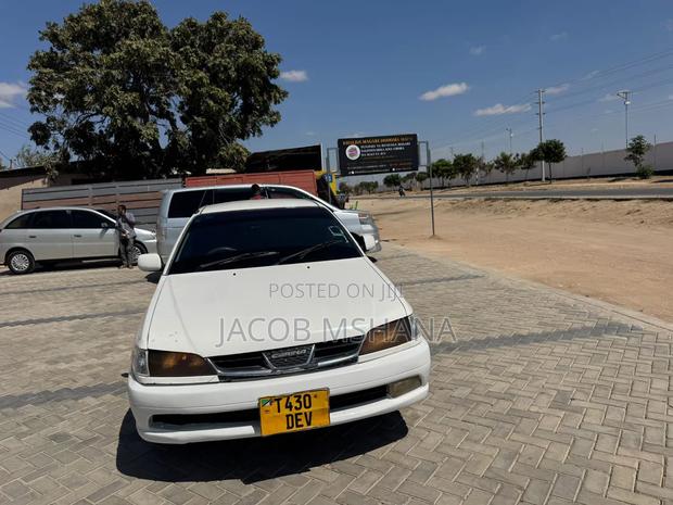 Toyota Carina 1999 White