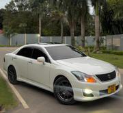 Toyota Crown 2009 White for sale