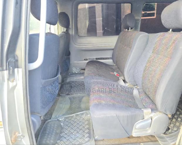 Toyota Noah 2009 Silver