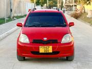 Toyota Vitz 1.0 FWD 5dr 2002 Red for sale