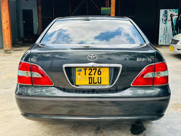 Toyota Brevis 2004 Gray
