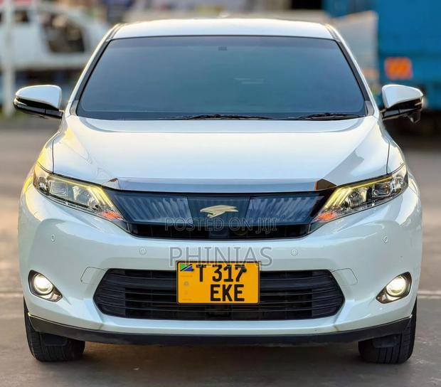Toyota Harrier 2015 White