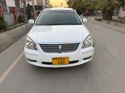 Toyota Premio 2004 White for sale