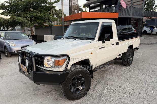 Toyota Land Cruiser 79 Series 2010 White