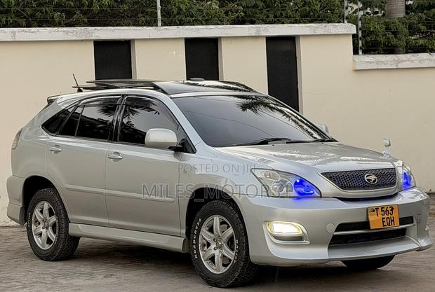 Toyota Harrier 2005 Silver